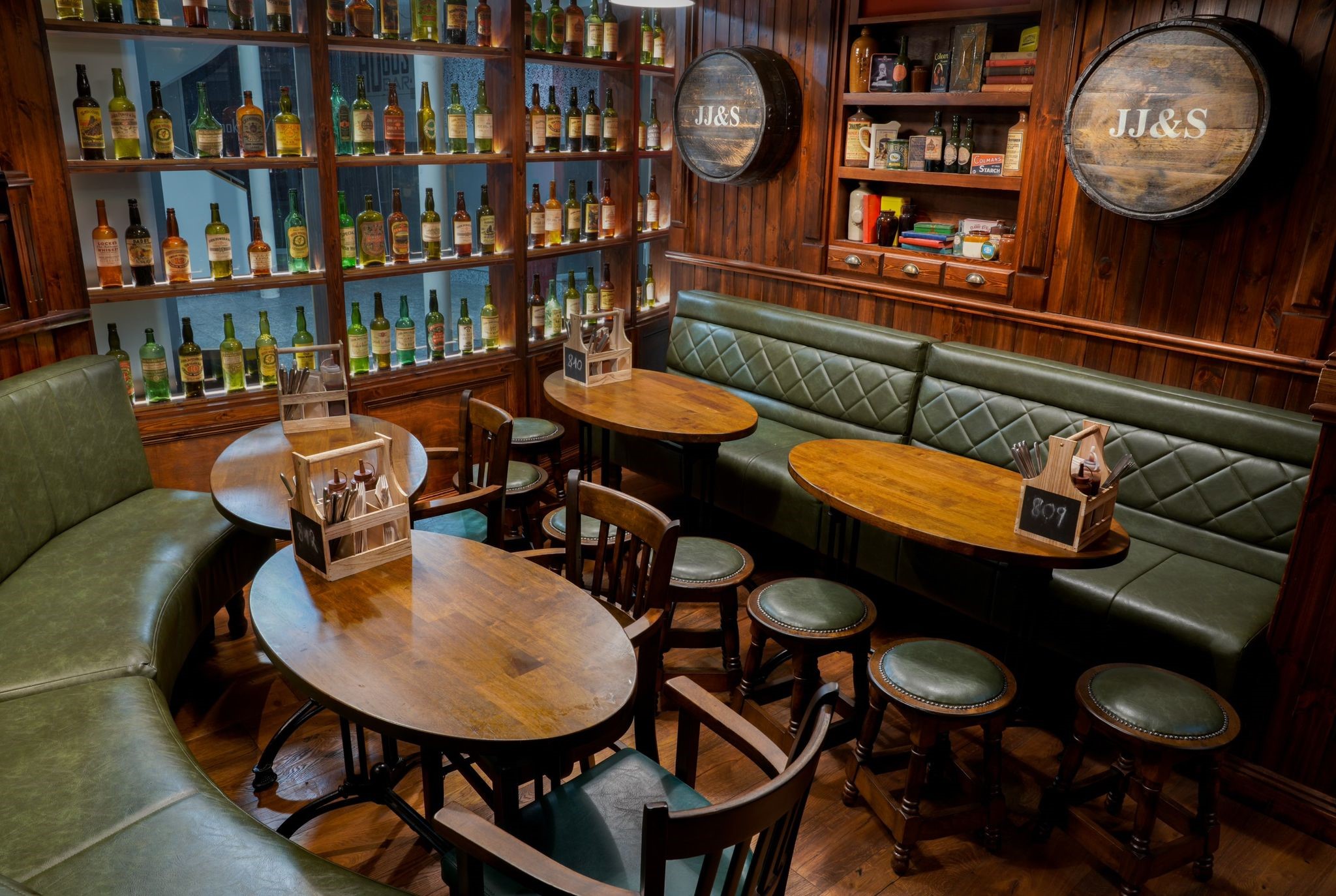 Sunny James Irish Pub Dornbirn Austria (8)