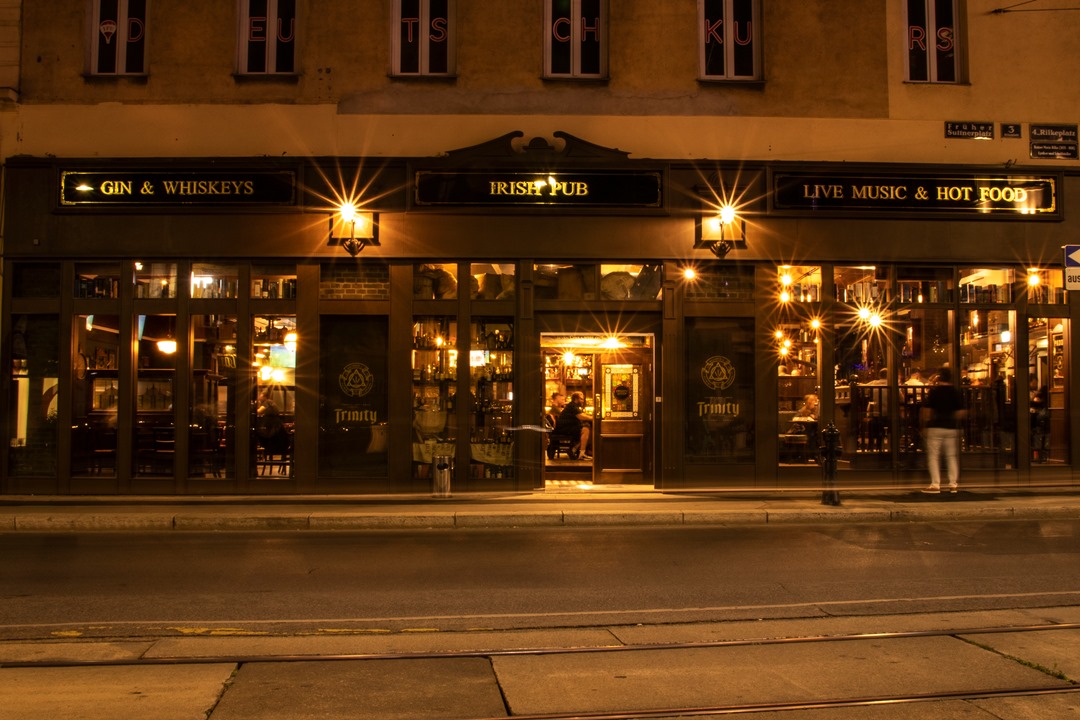 Austria Irish Pub Builders