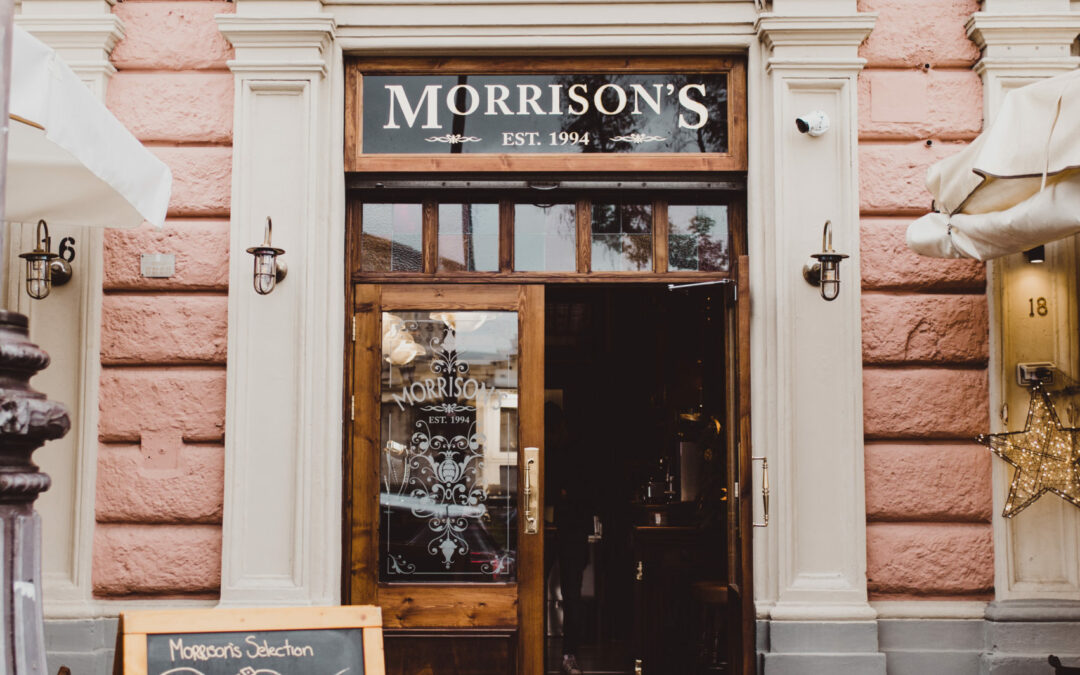 How to Book a Table at Popular Irish Pubs and Restaurants?
